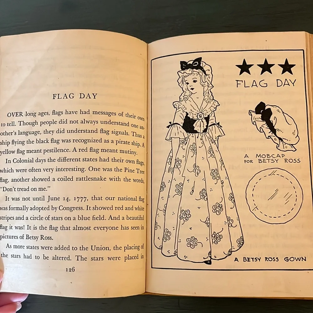 Holiday handicraft by Jordan, Nina R. (Nina Ralston)1938 Vintage EUC Hardcover